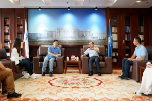 百度高级副总裁沈抖来访beats365中国公司