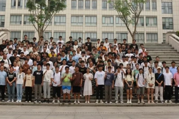 成电学子在2023年全国大学生数学建模竞赛再创佳绩